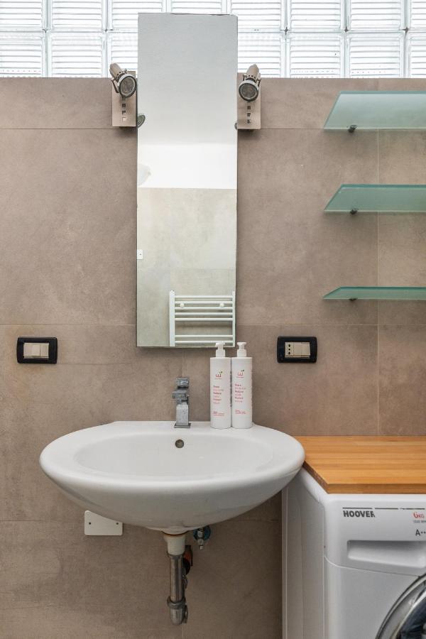 Studio Malcontenti Con Terrazzo By Wonderful Ltaly Bolonia Exterior foto